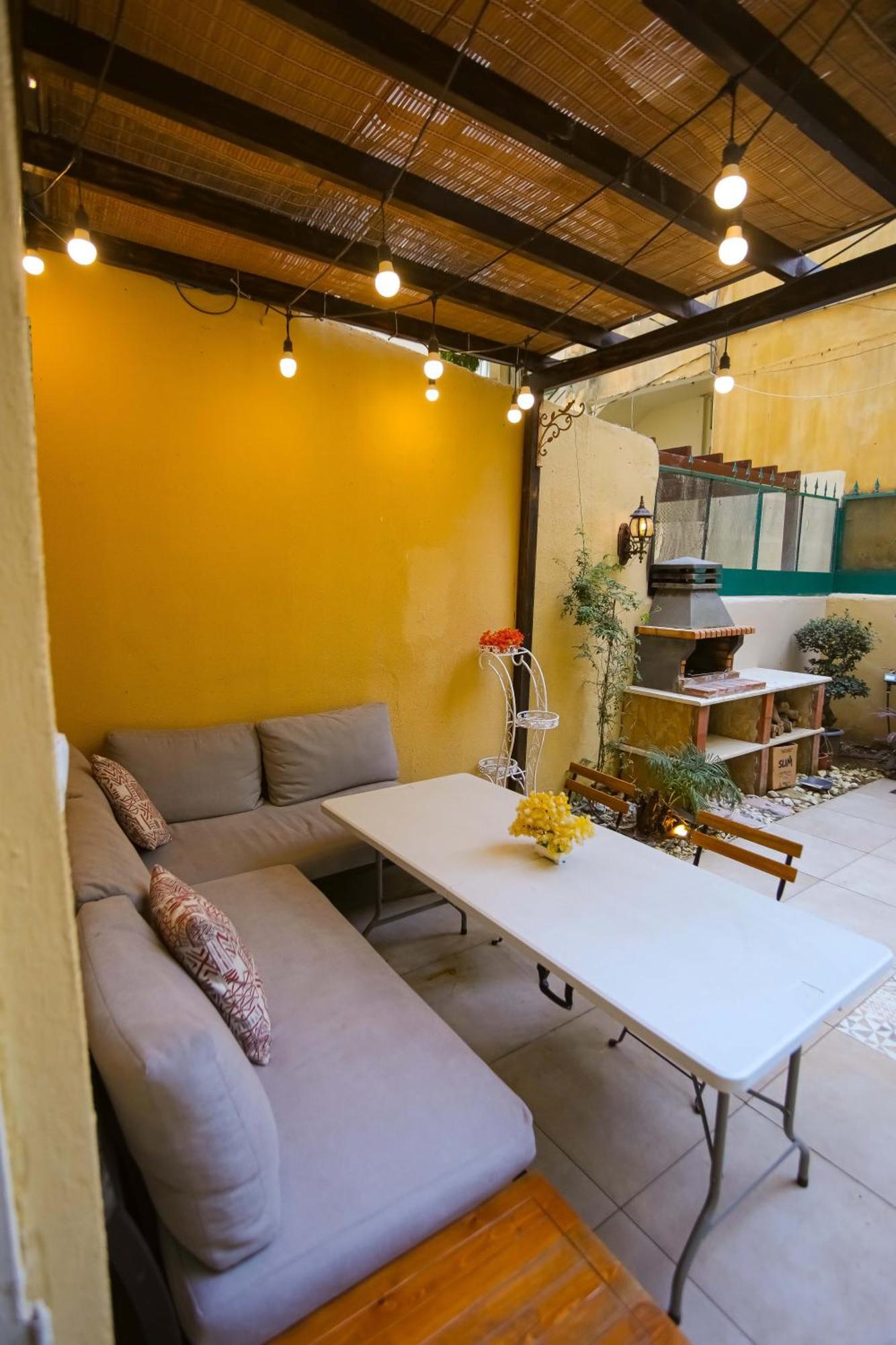 Charm Vintage Achrafieh With Garden Pizza Oven Bbq Hottub *